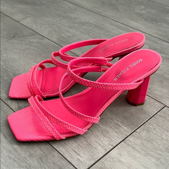 MARC FISHER Colorful Strappy Heeled Sandals, Size 7.5 - Picture 1 of 9